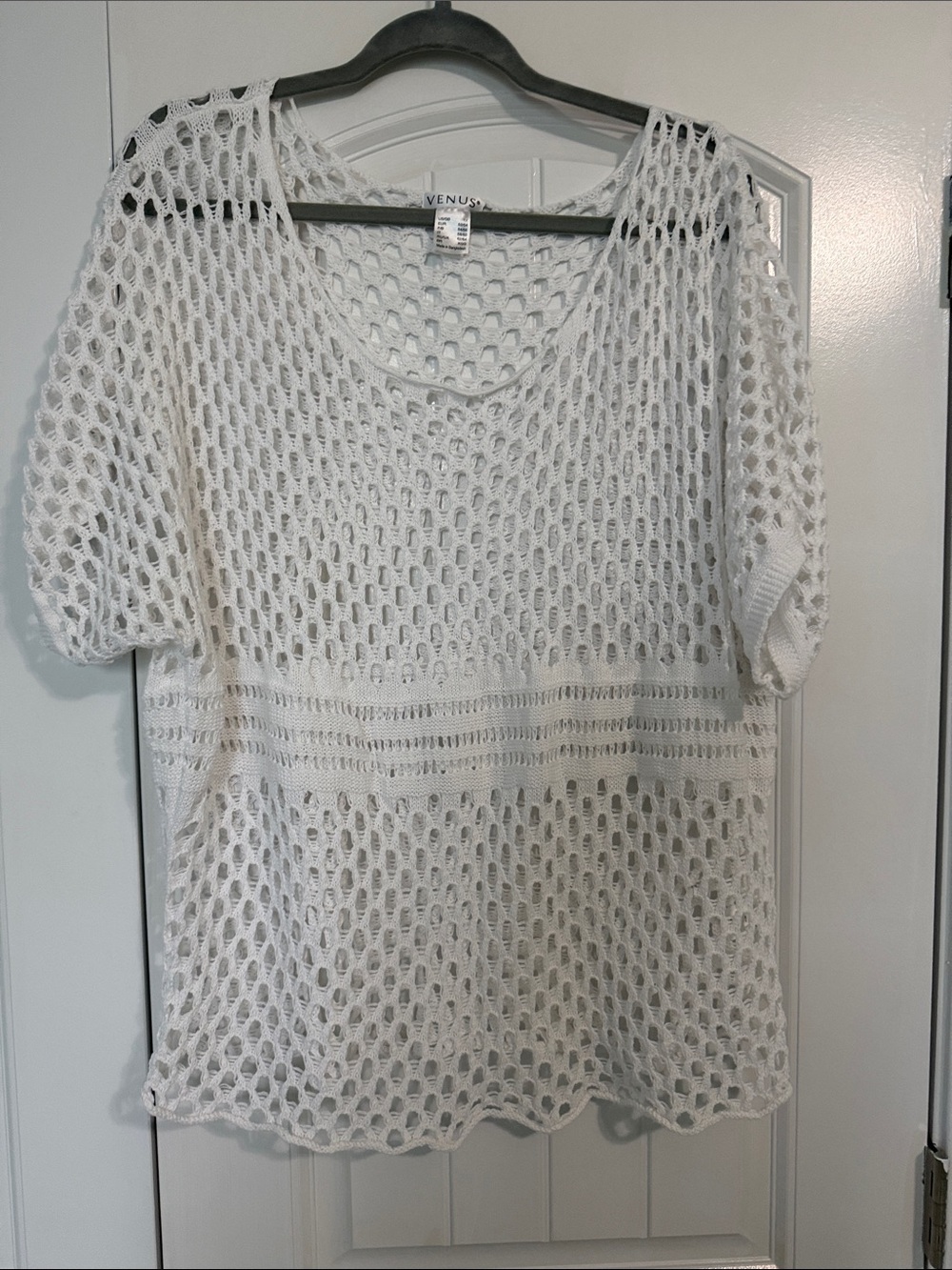 VENUS White Open-Weave Scoop Neck Pullover